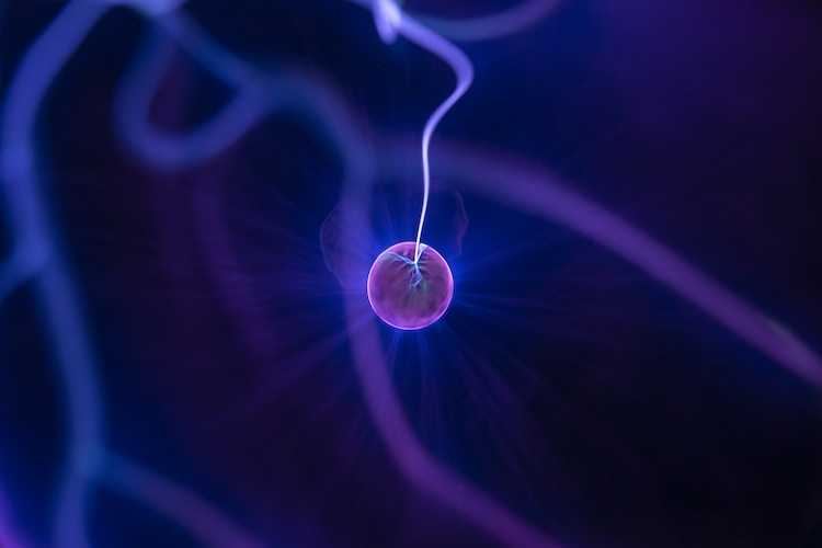 炸電源芯片是啥情況(揭秘電源芯片炸裂原因，了解如何預防)